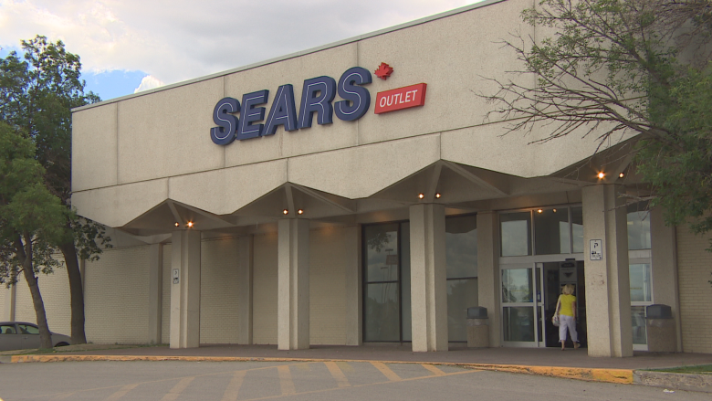 Sears sells off former Garden City location for $8M