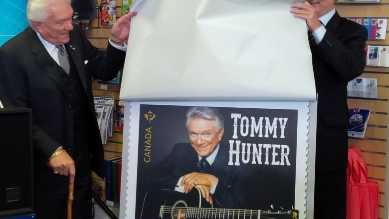 Tommy Hunter 'thrilled' by honorary Canada Post stamp