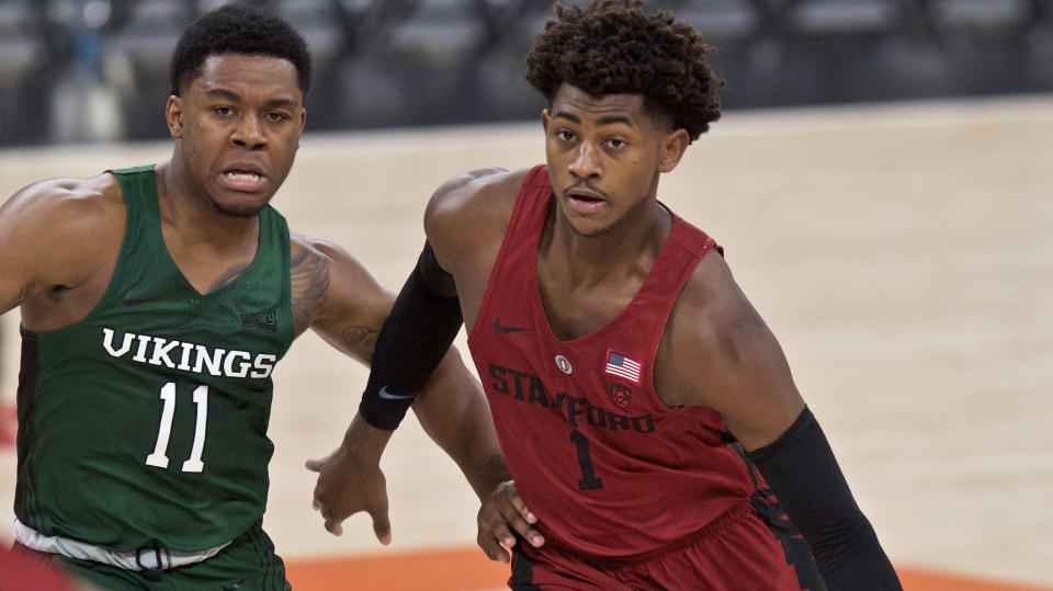 Portland State's Deante Strickland (L) averaged over 7 points per game in his two seasons with the Vikings. He was 22. (AP Photo/Craig Mitchelldyer)