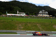 Die Königsklasse des Motorsports gastiert in den Alpen. In Spielberg steigt das neunte Rennen der Formel-1-Saison. SPORT1 zeigt die besten Bilder vom Qualyfing beim Großen Preis von Österreich