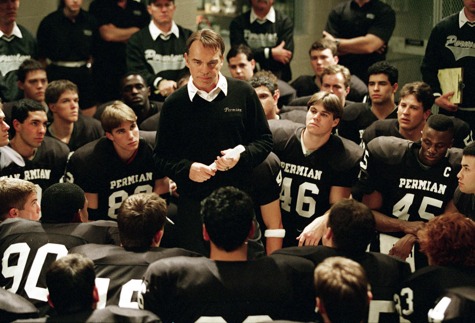 Billy Bob Thornton as a coach talking to football players