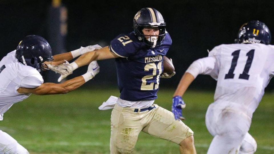 Drew Harrigan runs for the Royals. Mission Prep beat Arroyo Grande 41-35 in a Mountain League football game on Oct. 14, 2022.