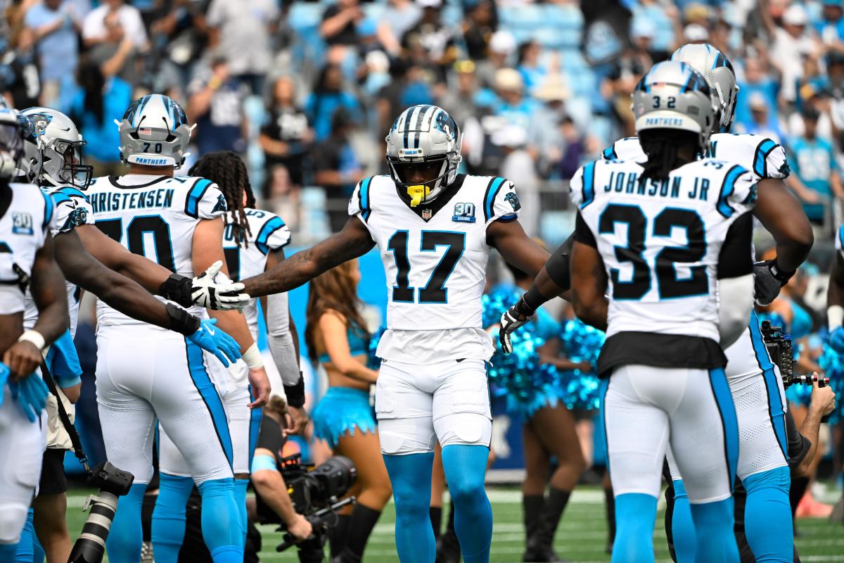 Former South Carolina WR Xavier Legette records his first NFL touchdown with the Panthers