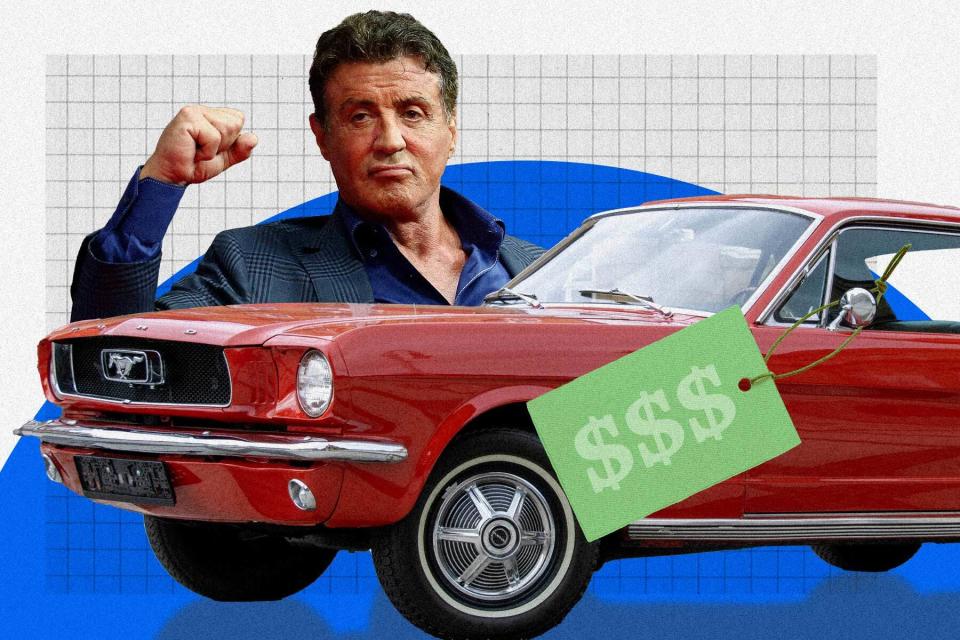 Sylvester Stallone kaufte den roten Ford Mustang 1989. - Copyright: Catawiki, Getty Images /Andreas Rentz, StockFrame, Grafik: Dominik Schmitt