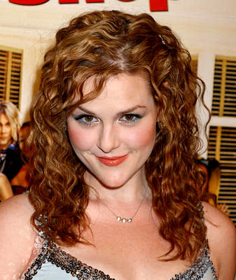 Sara Rue at the LA premiere of MGM's Beauty Shop