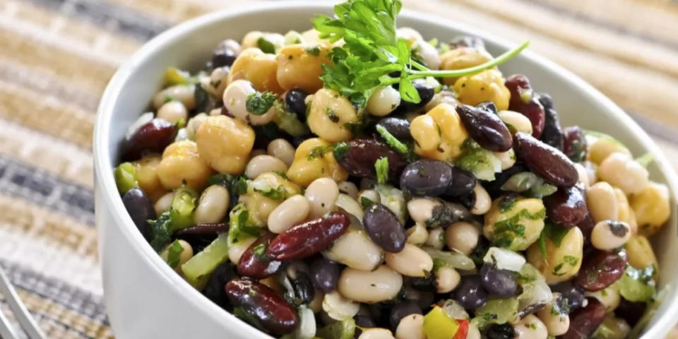 Las legumbres son una fuente importante de proteína y fibra vegetal. (Getty)