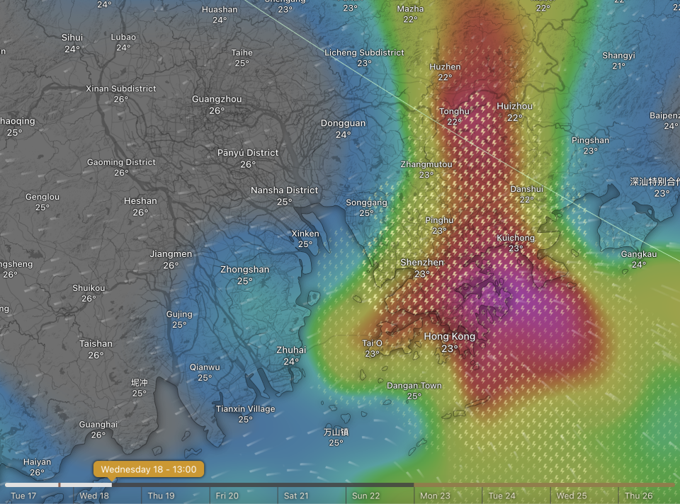 根據歐洲中期預報中心預測，雷雨區明日午後會覆蓋香港，為香港帶來暴雨。   （Windy.com)