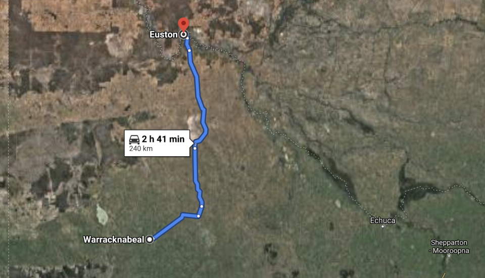 Chris Taylor was told to fly the hay from Melbourne to Sydney, quarantine for 14 days and then drive to Euston, right near the Victorian border. Source: Google Maps