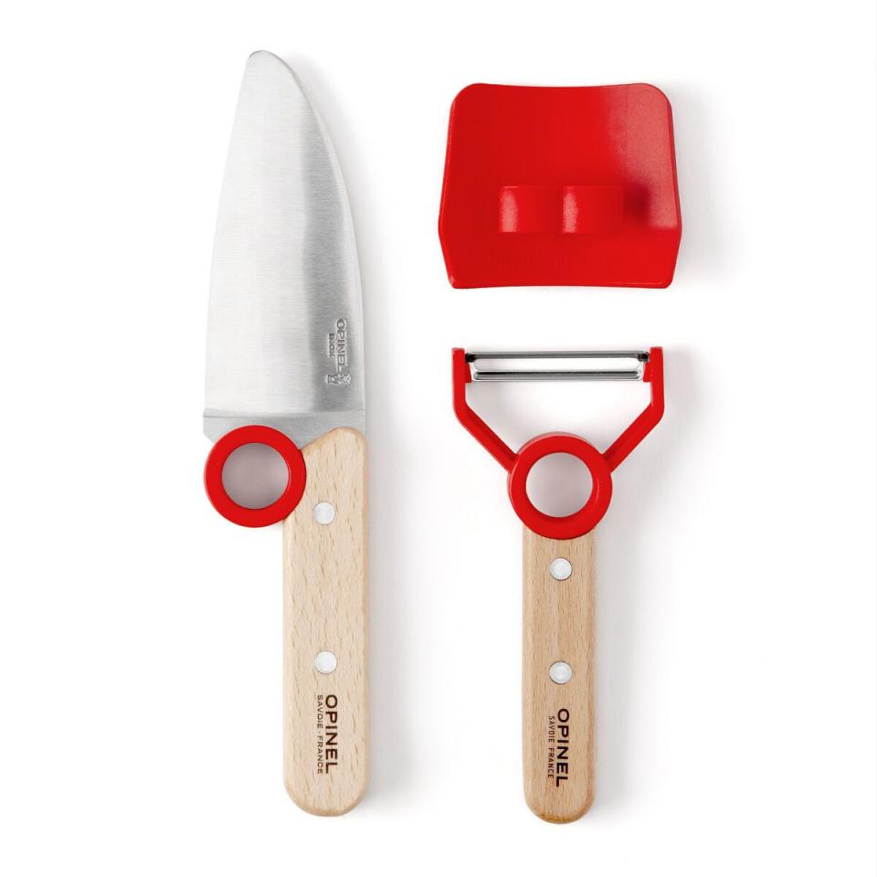 31) Little Kitchen Helper Knife Set