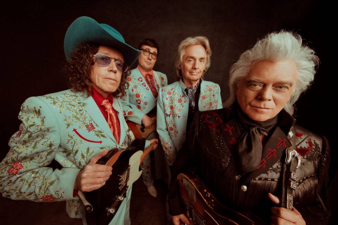 Marty Stuart and his Fabulous Superlatives will play the Lyric Theatre and Cultural Arts Center on Feb. 2.