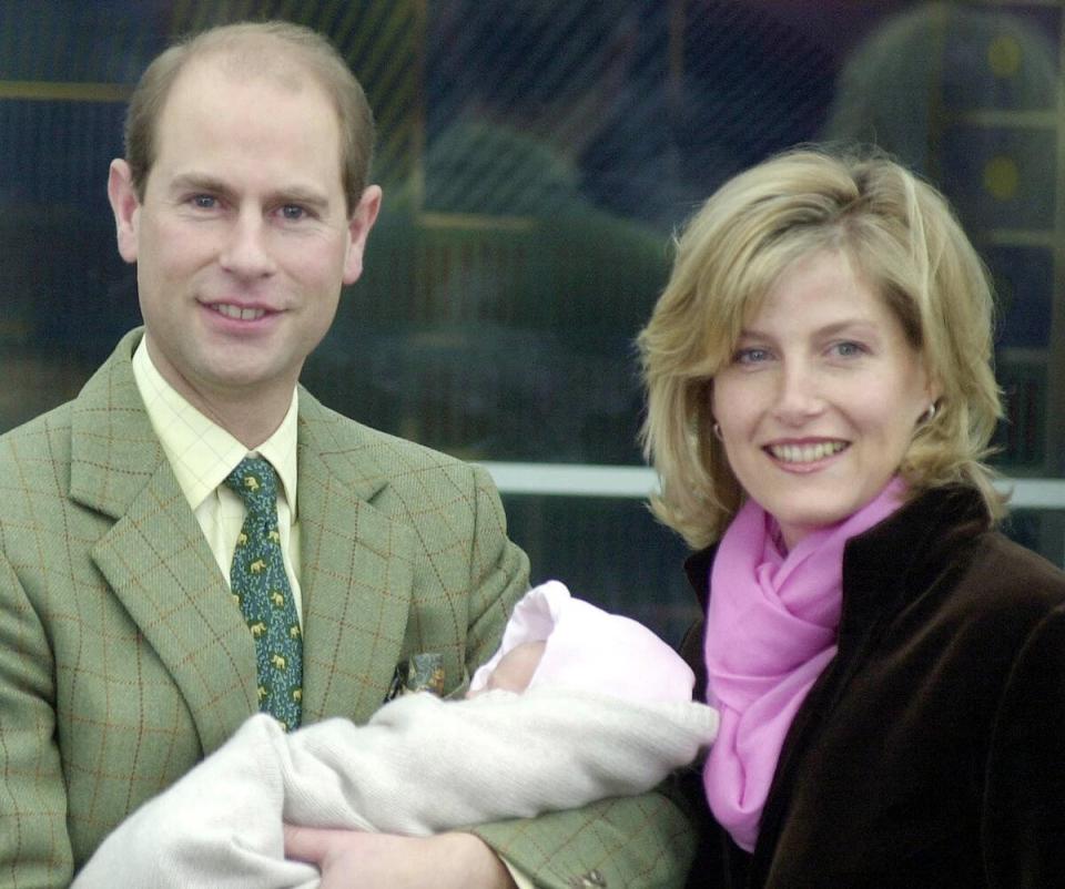 The Earl and Countess of Wessex leave Frimley Park Hospital in Surrey with their baby daughter. The child, as yet unamed, was born prematurely by emergency caesarian section. The baby was later named Lady Louise. 26/11/03: The baby has been named as Louise Alice Elizabeth Mary Mountbatten-Windsor. She was born prematurely by emergency caesarian section on November 8, 2003.