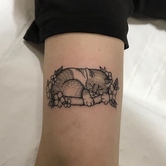 love cats tattoo  Cat tattoo, Cat drawing, Trendy tattoos