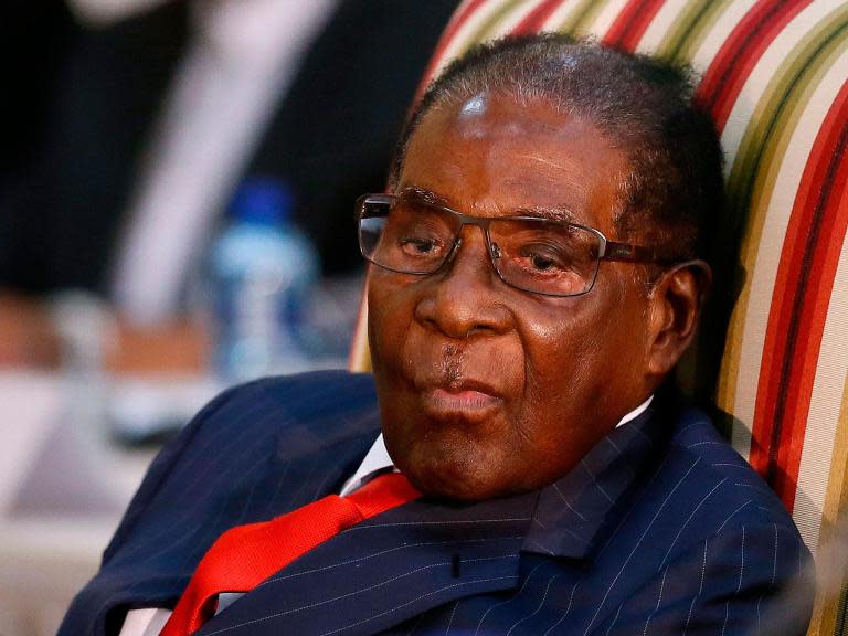 Robert Mugabe to receive diplomatic immunity as part of Zimbabwe President's resignation deal