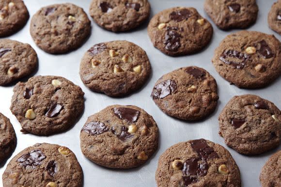 <p>These cookies epitomize what a triple threat should be. Try the<b> <b><a href="https://food52.com/recipes/1191-triple-threat-cookies?utm_source=yahoofood&utm_medium=referral&utm_campaign=cookiestomovetothetopofyourlist" rel="nofollow noopener" target="_blank" data-ylk="slk:Triple Threat Cookies;elm:context_link;itc:0;sec:content-canvas" class="link ">Triple Threat Cookies</a><i>. </i></b></b><i>(Photo: Joseph De Leo/Food52)</i></p>