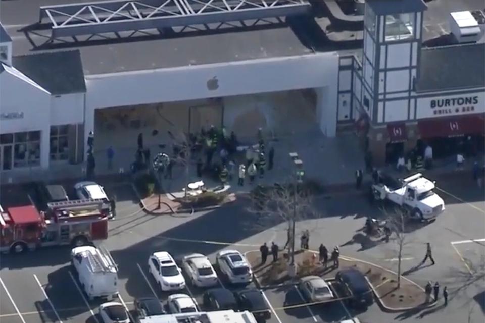 South Shore Hospital receiving several patients after vehicle crashes into Apple store