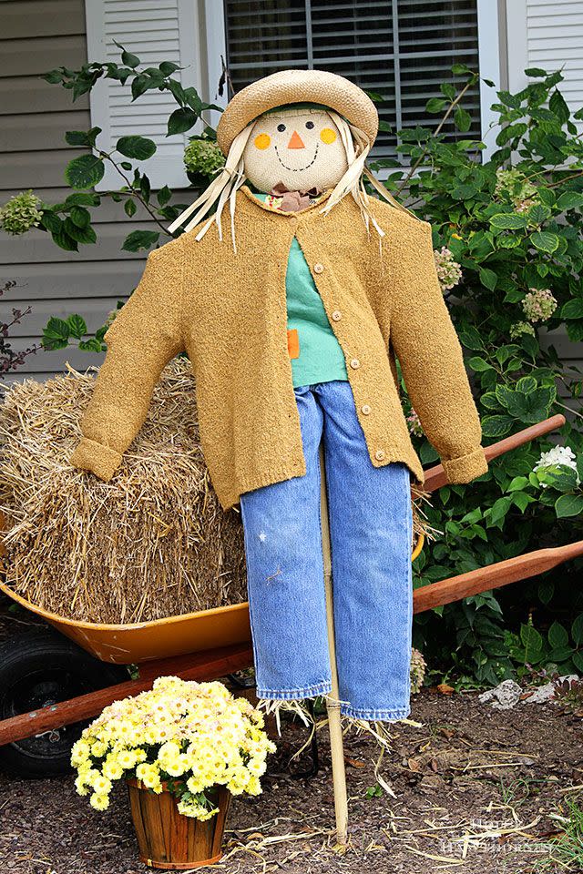 9) DIY Scarecrow