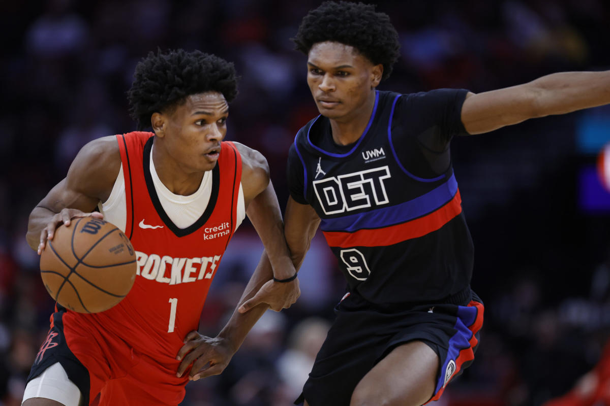 Thompson twins react to first NBA meeting as Rockets rout Pistons - Yahoo  Sports