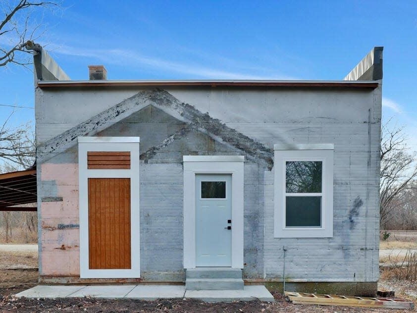 The exterior of the former post office at 1513 G Rd in Clements, Kansas.