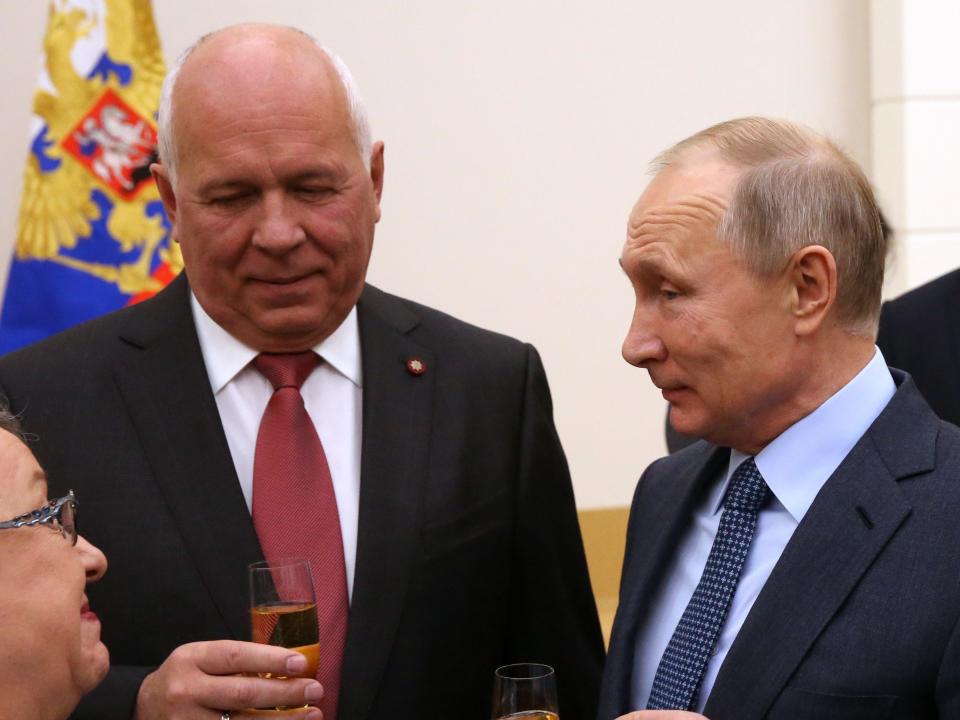 Rostec CEO Sergei Chemezov and Russian President Vladimir Putin