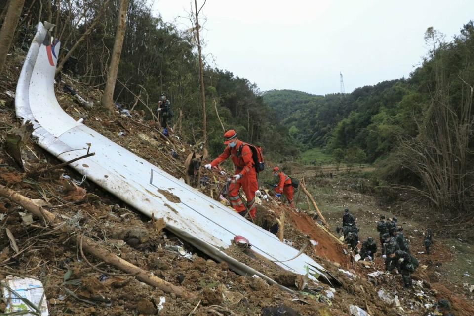 中國民用航空局（CAAC）在 20 日發布的最新調查報告中未能解決導致東航 5735 航班急轉直下的關鍵問題，也未提供飛機黑匣子中的數據作為解釋的關鍵線索。   圖 : 翻攝自X帳號@AviationWG