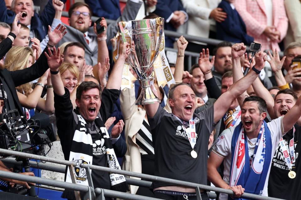 Darrell Clarke (left) celebrated an emotional win at Wembley (Getty Images)