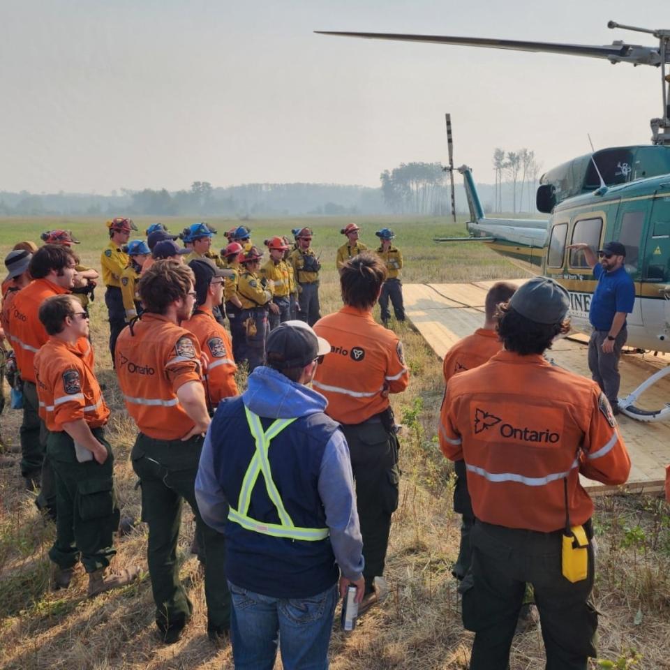 According to the province, more than 700 firefighters are currently battling the wildfires in Alberta, including more than 100 firefighters and rescue personnel from Ontario, Quebec, Prince Edward Island, New Brunswick and Nova Scotia.