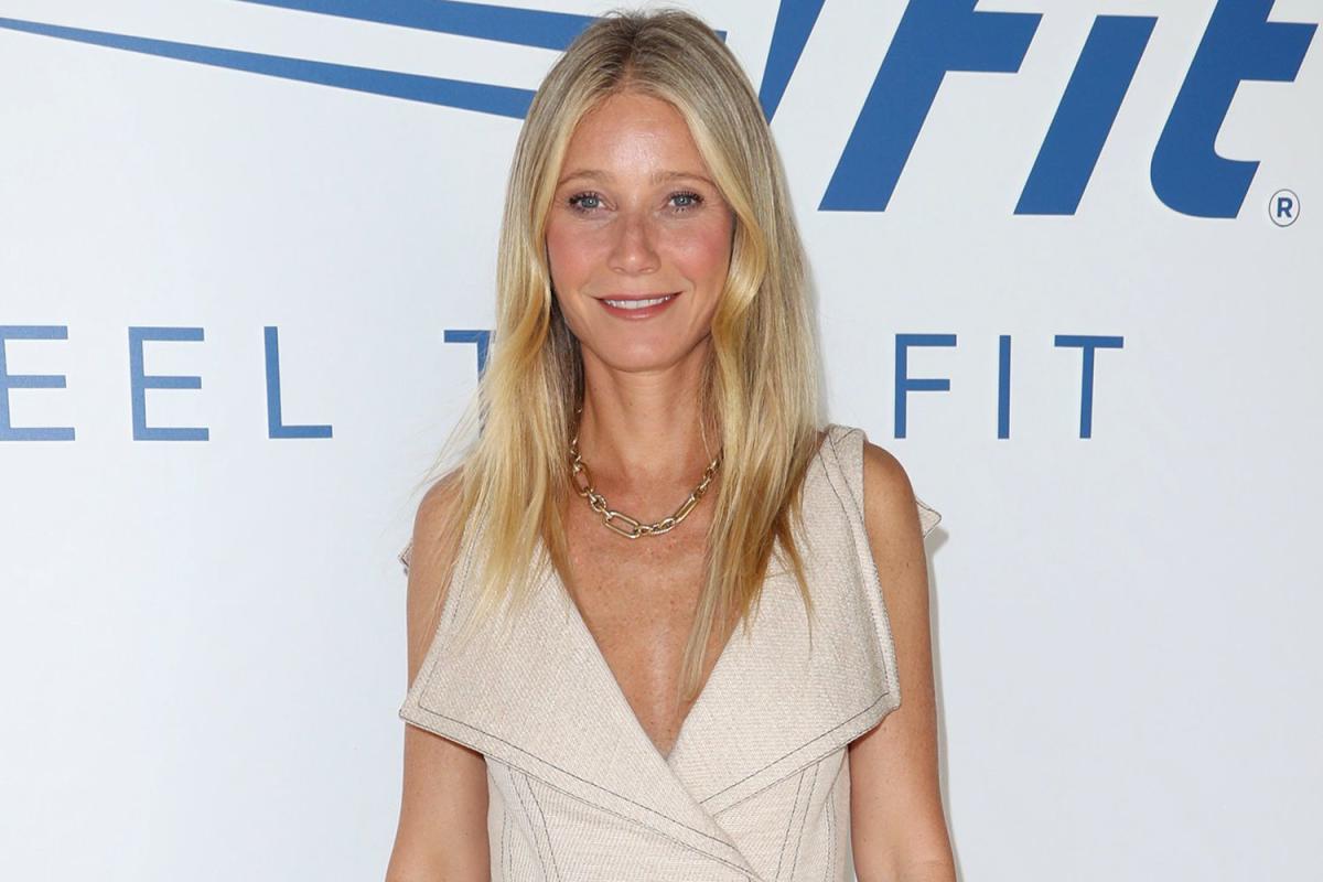 Gwyneth Paltrow insists '40s titties can still be all that and a