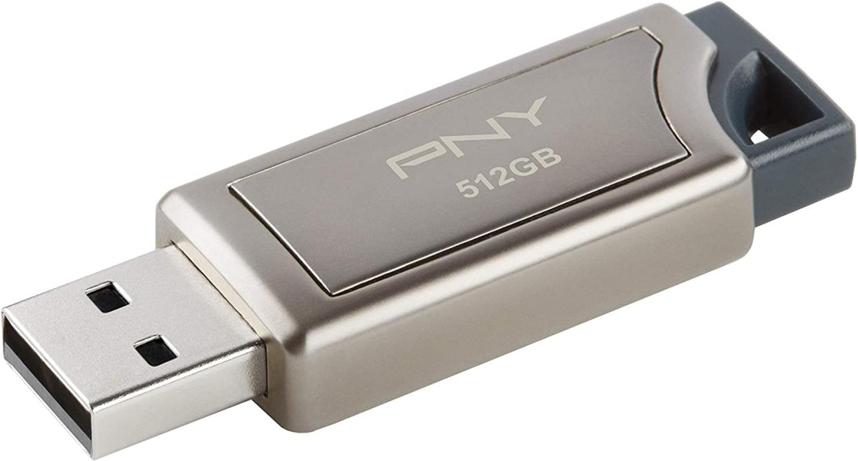 PNY Pro Elite 512GB USB 3.0 Flash Drive (Photo: Amazon)