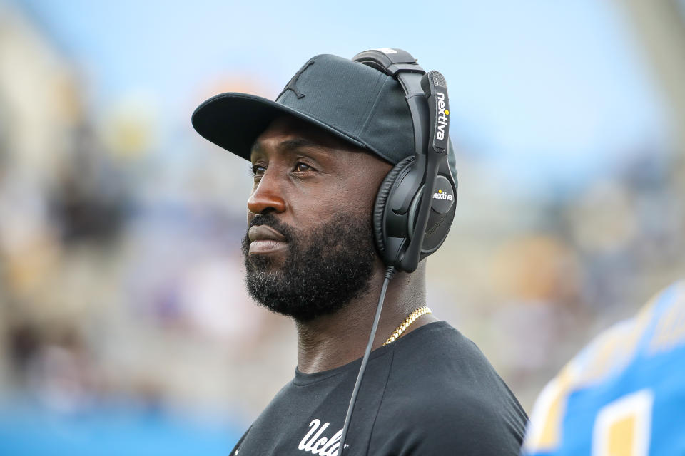 PASADENA, CA - SEPTEMBER 10: UCLA Bruins running back coach DeShaun Foster during the college football game between the Alabama State Hornets and the UCLA Bruins on September 10, 2022, at the Rose Bowl in Pasadena, CA. (Photo by Jevone Moore/Icon Sportswire via Getty Images)