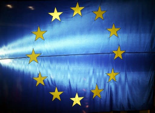 La bandera de la Unión Europea, iluminada en el Parlamento, en Estrasburgo. La UE fue distinguida este viernes 12 de octubre con el Premio Nobel de la Paz. (AFP/Archivo | Gerard Cerles)