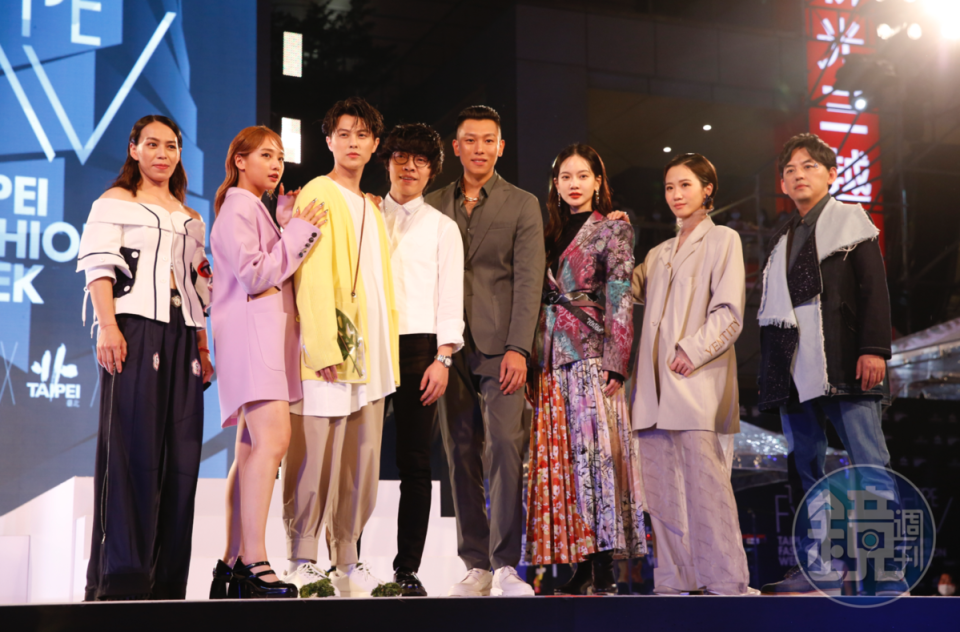 郭婞淳（左起）、鬼鬼、王子、盧廣仲、瘦子、曾之喬、Lulu、黃子佼現身台北時裝週大秀。