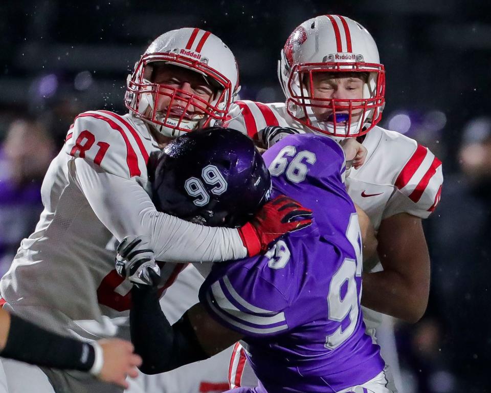 Waunakee's Wade Bryan (99) led the state with 18 sacks in 2022.