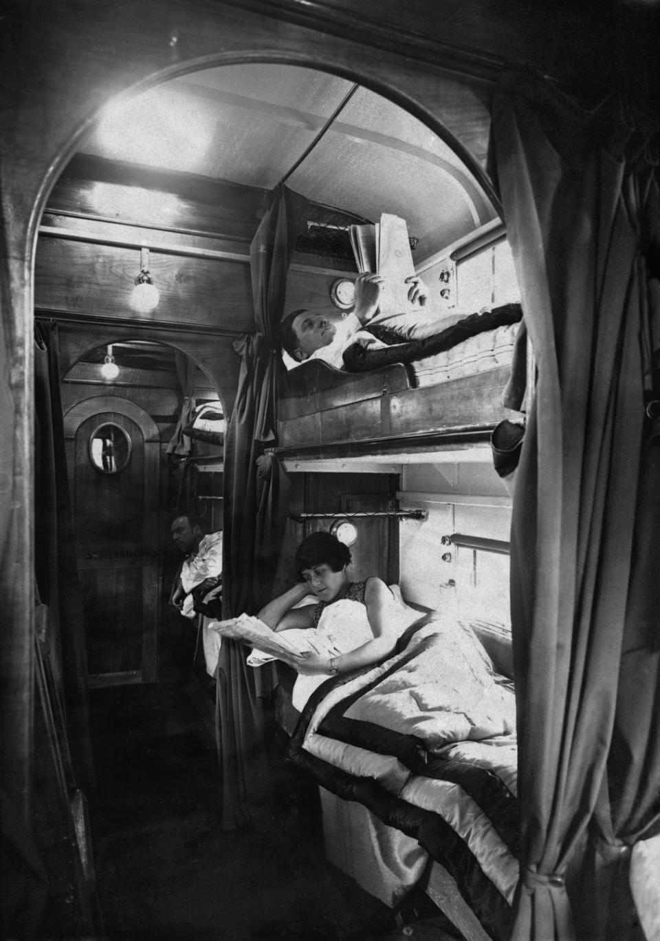 Overnight sleeper trains