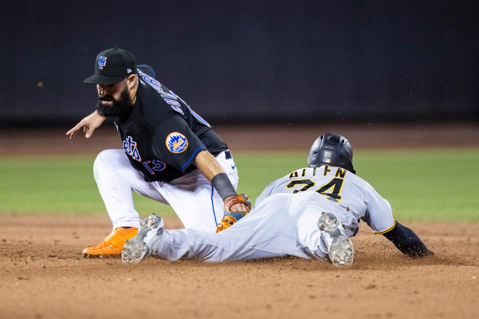 New York Mets second baseman Lewis Guillaume stole second over Pittsburgh Pirates' Greg Allen in the ninth inning of a baseball game in New York on Friday, Sept. 16, 2022.