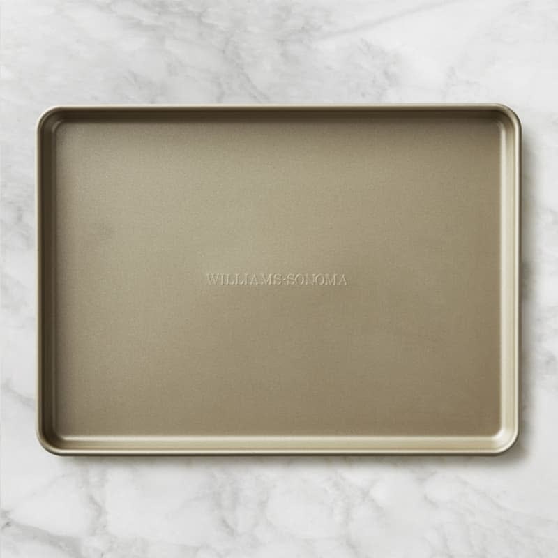 Williams Sonoma Goldtouch Pro Nonstick No Warp Half Sheet