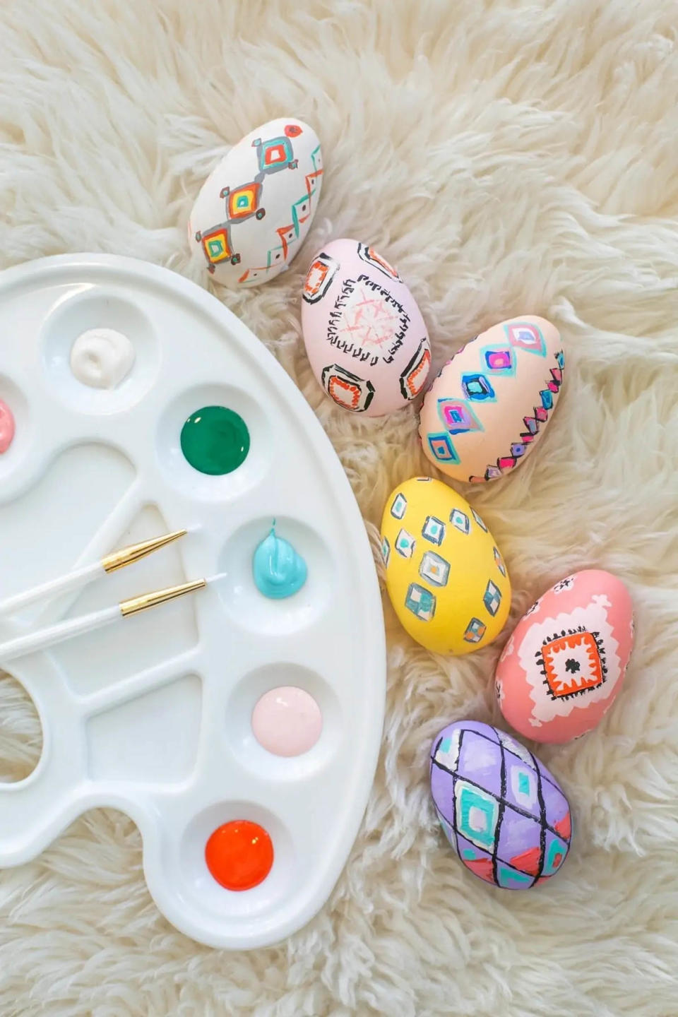 Moroccan painted Easter eggs  (Lovely Indeed)