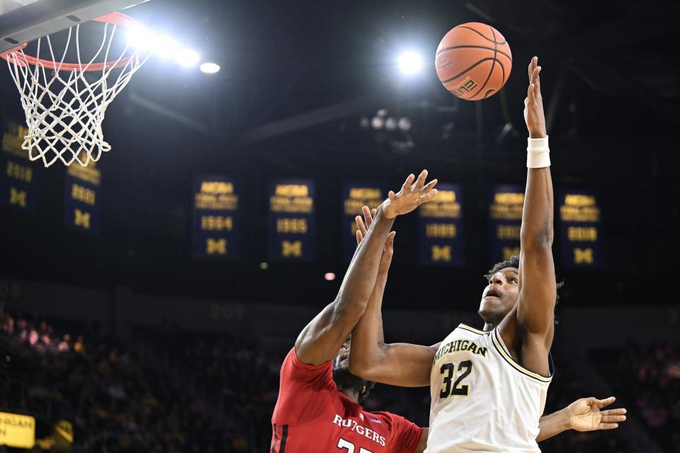 Tarris Reed Jr. of the Michigan Wolverines shoots against the Rutgers Scarlet Knights during the first half at Crisler Center on Saturday, Feb. 3 in Ann Arbor, Michigan.