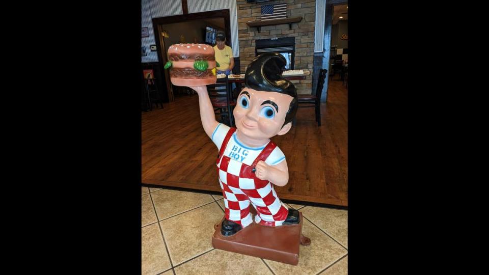 A vintage Big Boy statue greets customers as they enter Steel Town Burgers in Granite City. Jennifer Green/jgreen@bnd.com