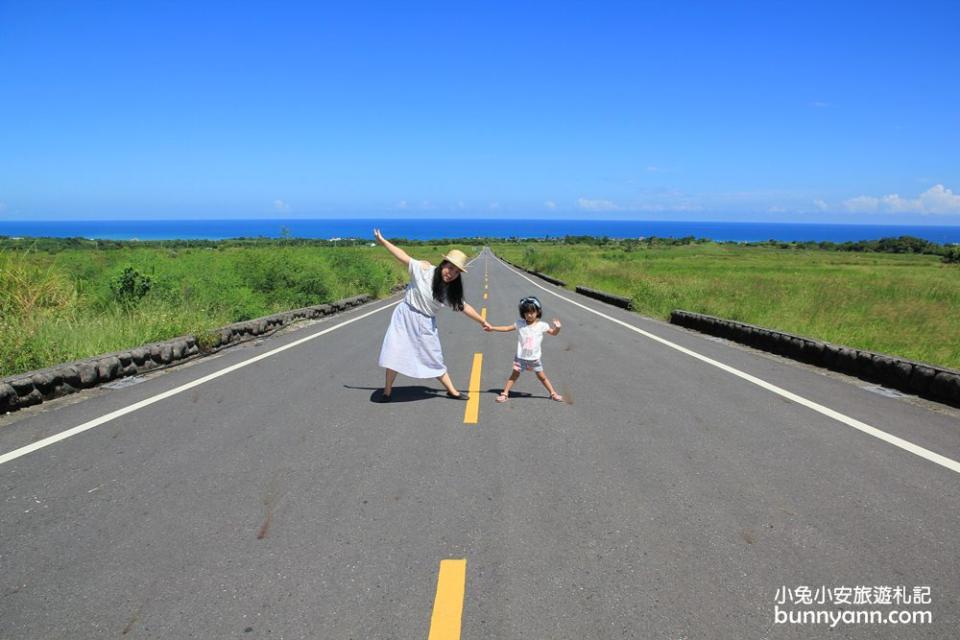 花蓮赤科山金針花海，一日遊跟二日遊玩法推薦