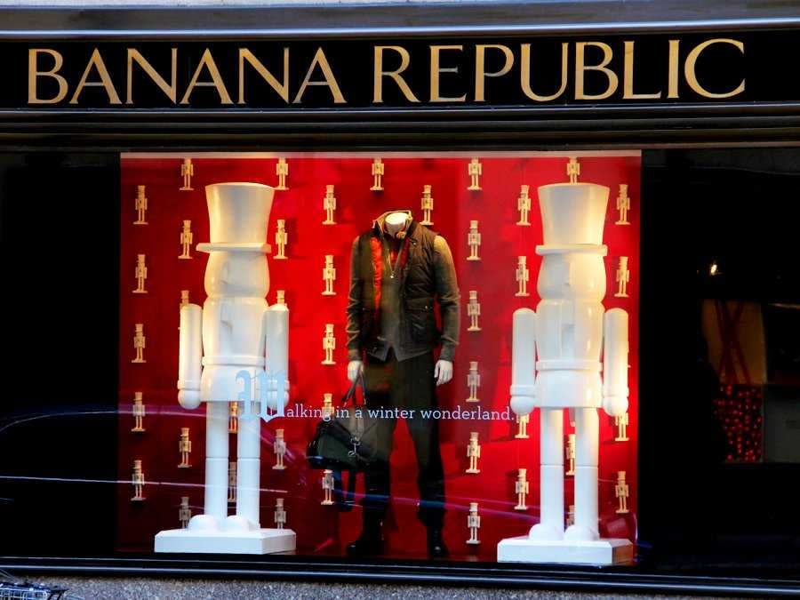 banana republic, walking winter wonderland, displays, xmas, holiday shopping, shop, december 2011, bi, dng