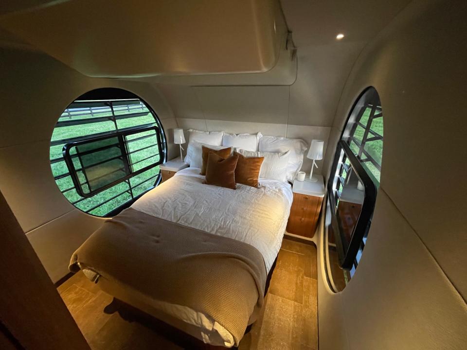 rotating glamping rv