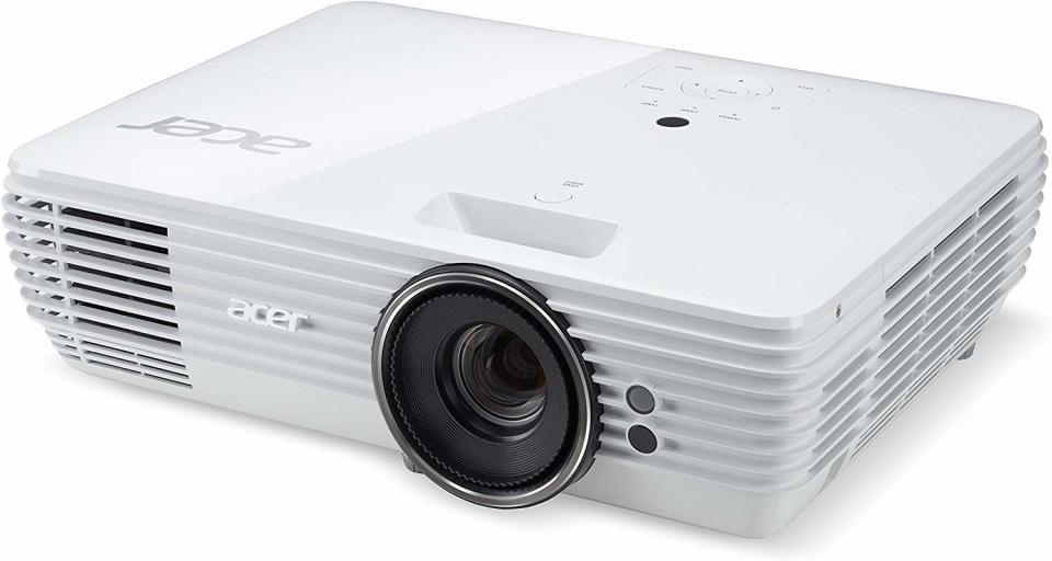 Save $253 on this 4K TV projector that's great for live sports. (Photo: Amazon)