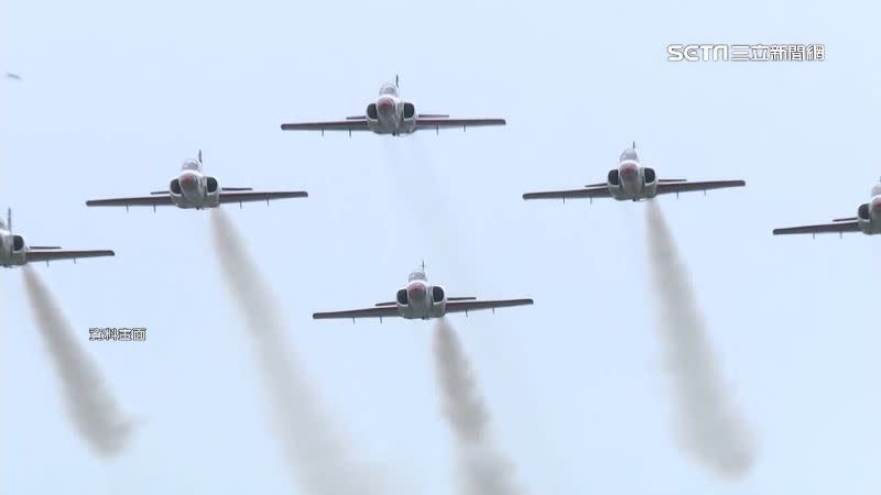 AT-3教練機進行單飛例行訓練，空軍墜機原因展開調查。（圖／資料畫面）