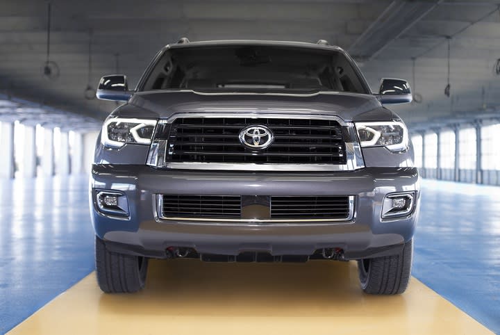 2018 Toyota Sequoia TRD Sport front photo