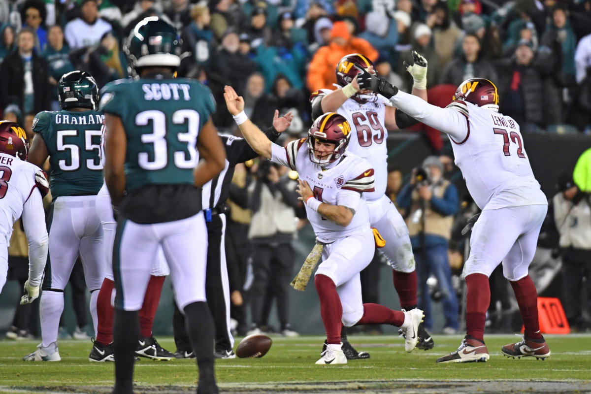 Redskins Face Eagles At FedEx Field Monday Night