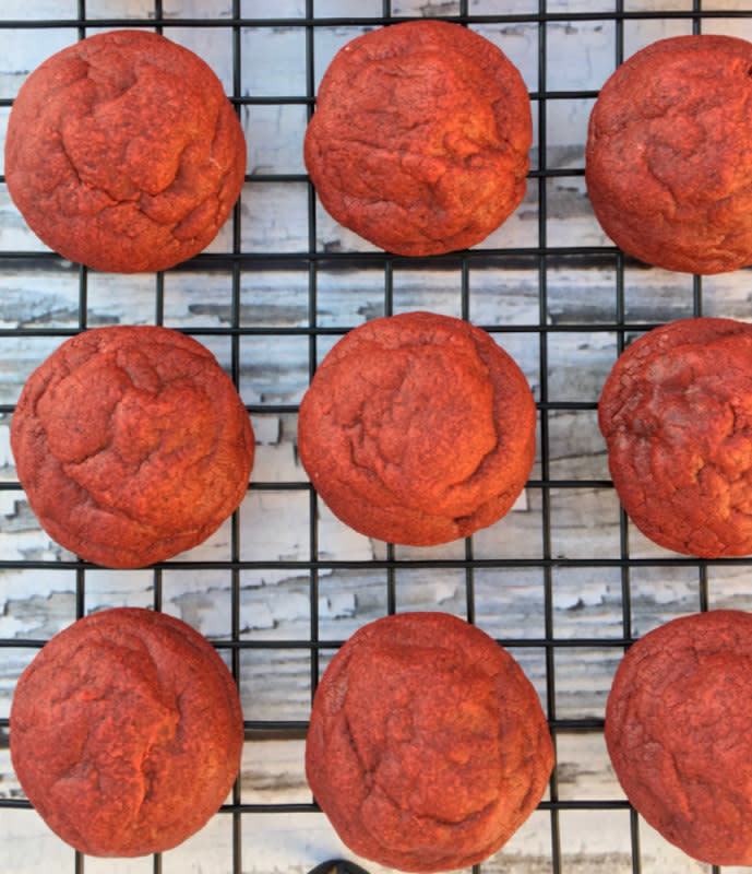 <p>The Frugal Girls</p><p>It’s time to take your favorite red velvet cake mix and turn it into some insanely delicious cookies!</p><p><strong>Get the recipe: <a href="https://thefrugalgirls.com/2017/11/red-velvet-cookies-recipe-easy.html" rel="nofollow noopener" target="_blank" data-ylk="slk:Red Velvet Cookies;elm:context_link;itc:0;sec:content-canvas" class="link ">Red Velvet Cookies</a></strong></p><p><strong>Related: <a href="https://www.yahoo.com/lifestyle/200-christmas-cookie-ideas-family-182503642.html" data-ylk="slk:200+ Best Christmas Cookies Ideas & Recipes;elm:context_link;itc:0;sec:content-canvas;outcm:mb_qualified_link;_E:mb_qualified_link;ct:story;" class="link  yahoo-link">200+ Best Christmas Cookies Ideas & Recipes</a></strong></p>