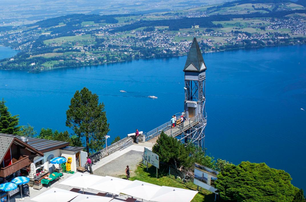 El ascensor Hammetschwand es el más alto de Europa. (Caters)