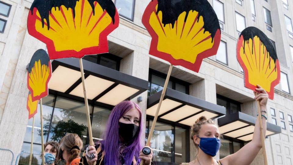 Protesta contra Shell en Londres en 2020