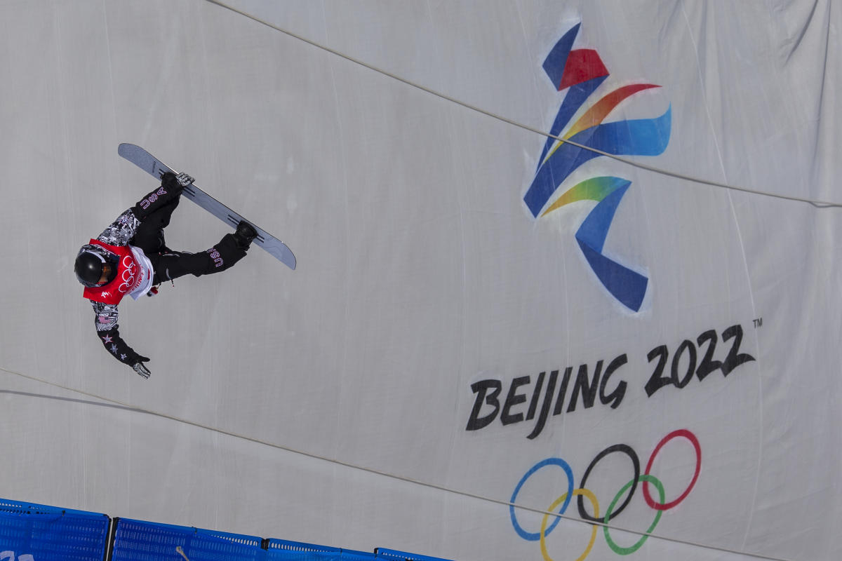 Shaun White prepping new tricks for PyeongChang Olympic battle
