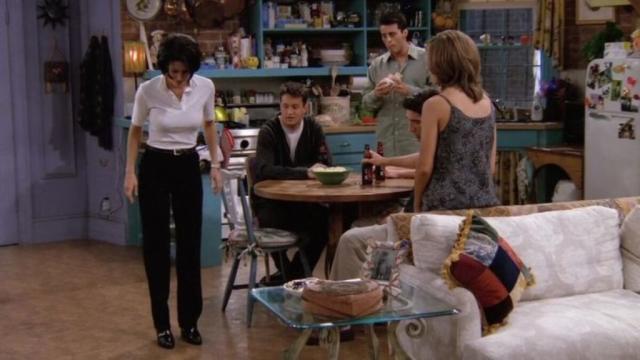 Friends Season 1 - watch full episodes streaming online